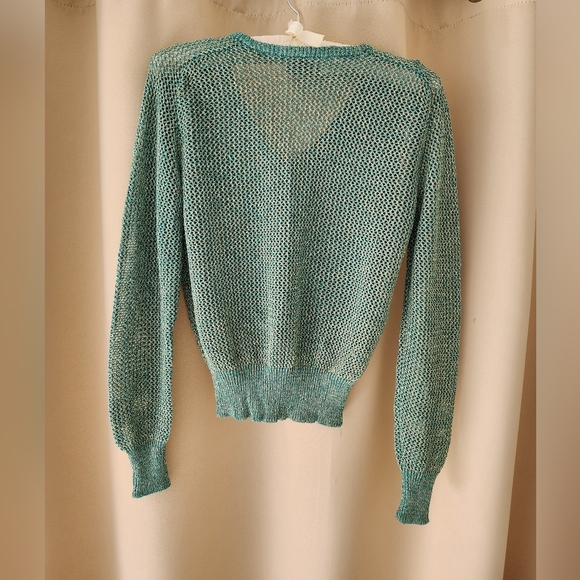 NBW Green with gold thread V-neck Sweater - Picture 5 of 6